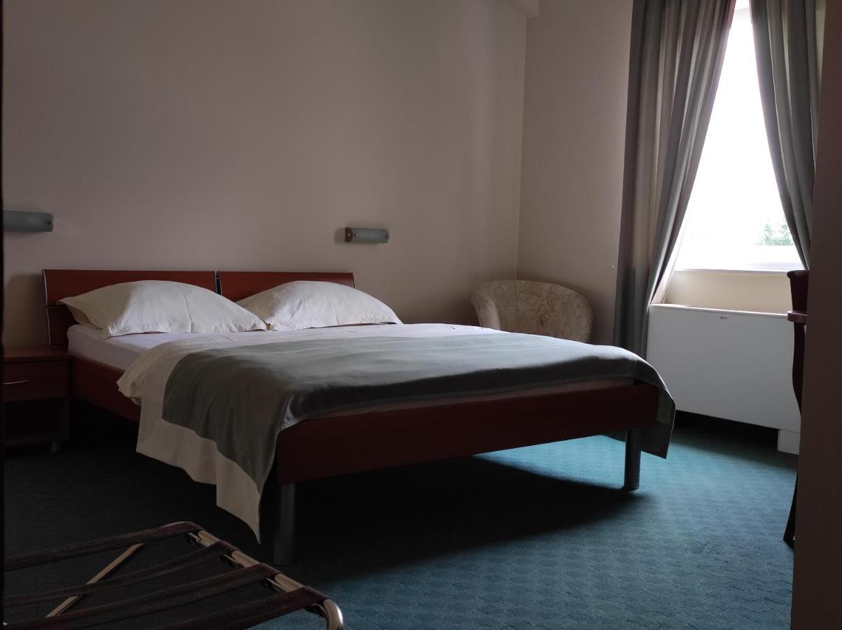 Hotel Bacchus Livno Exterior photo