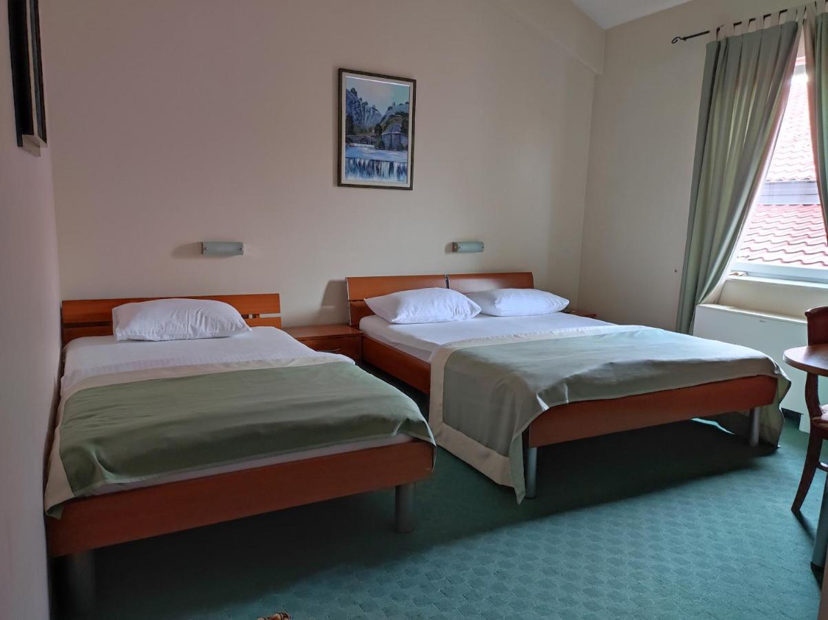 Hotel Bacchus Livno Exterior photo