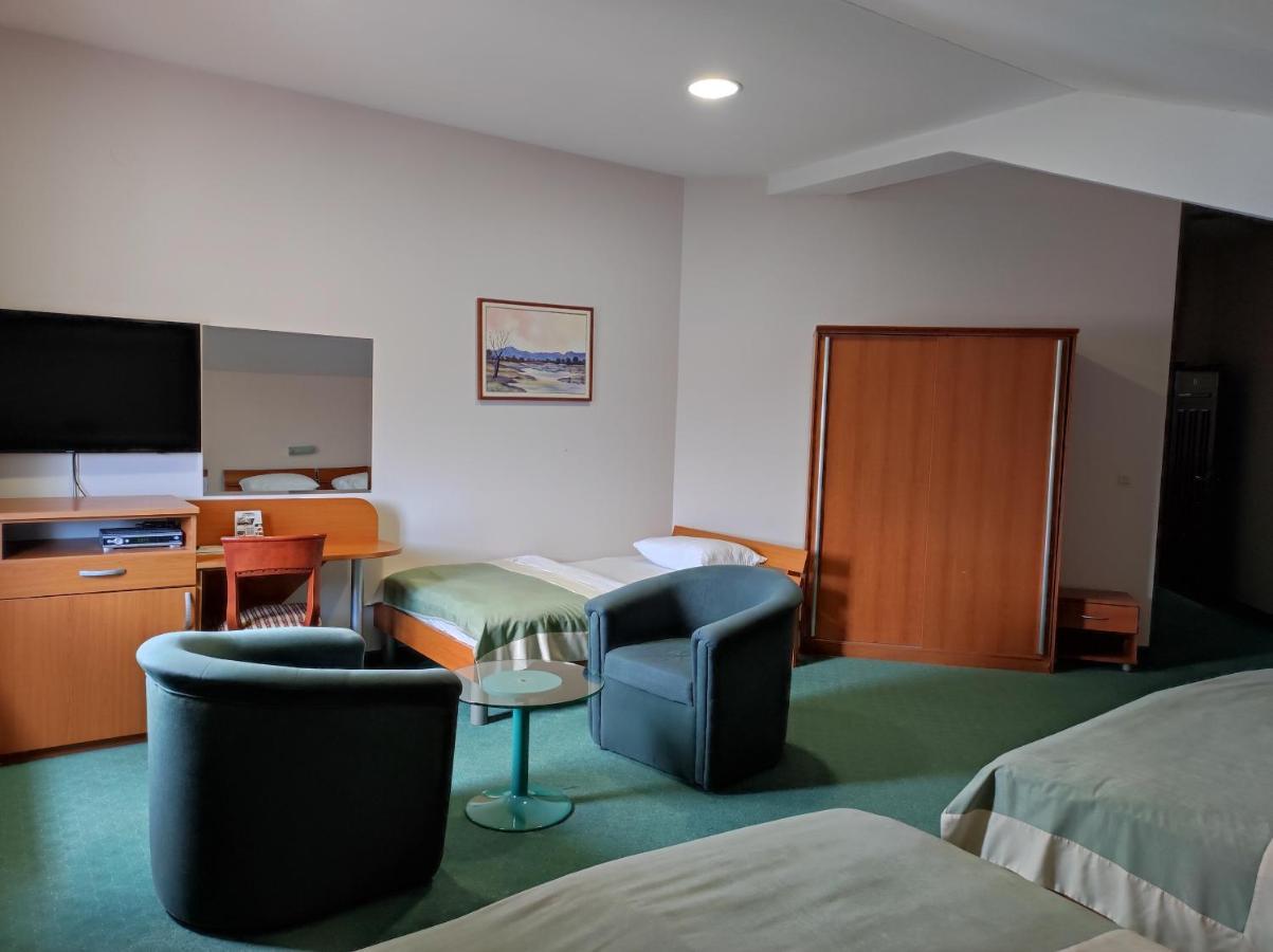 Hotel Bacchus Livno Exterior photo